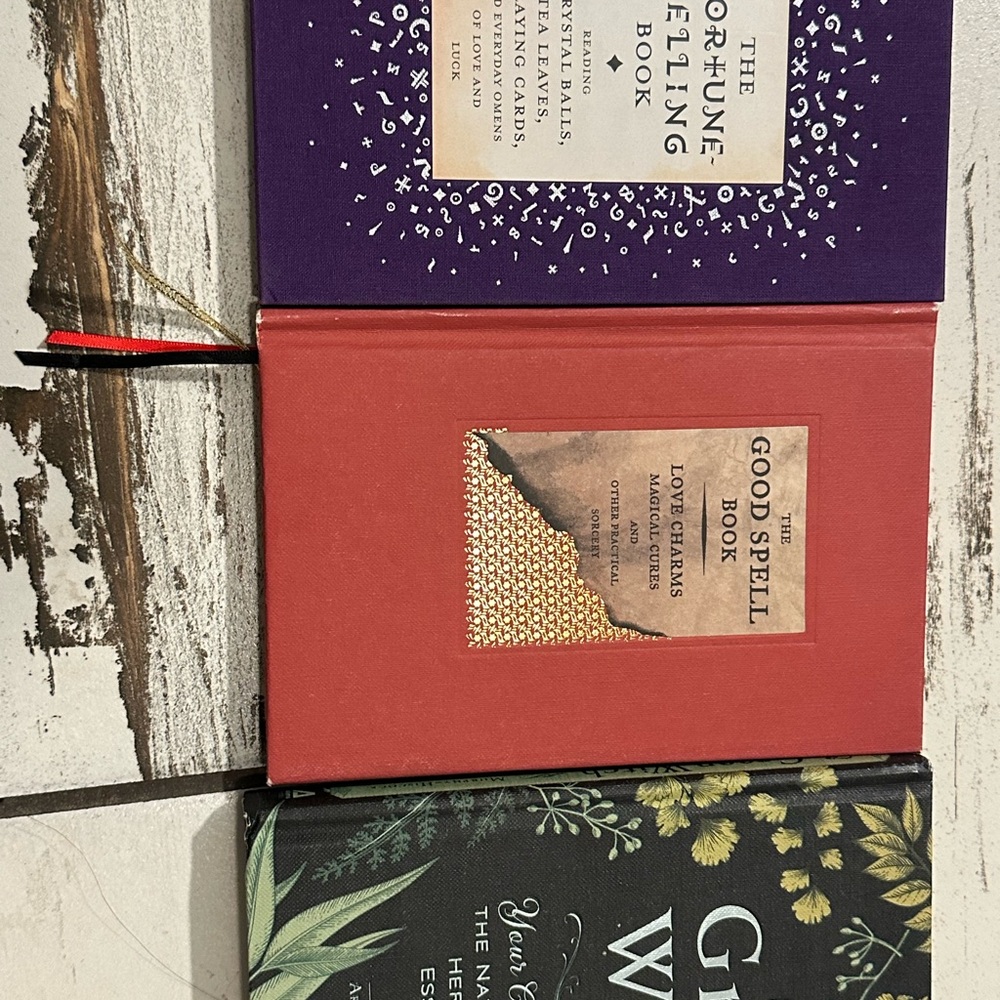 The green witch and other spell books